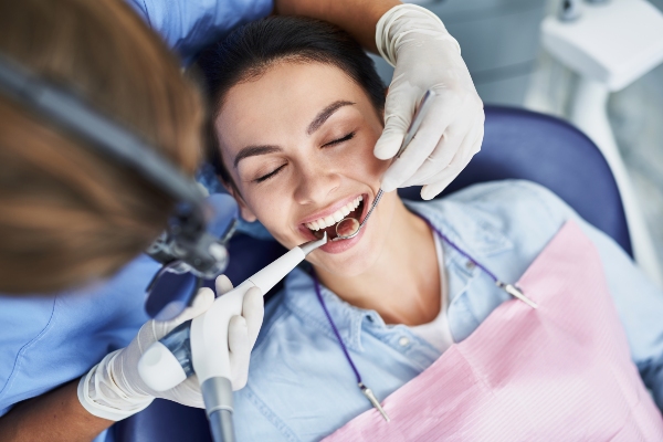 Routine Dental Cleanings Vs  Deep Cleanings